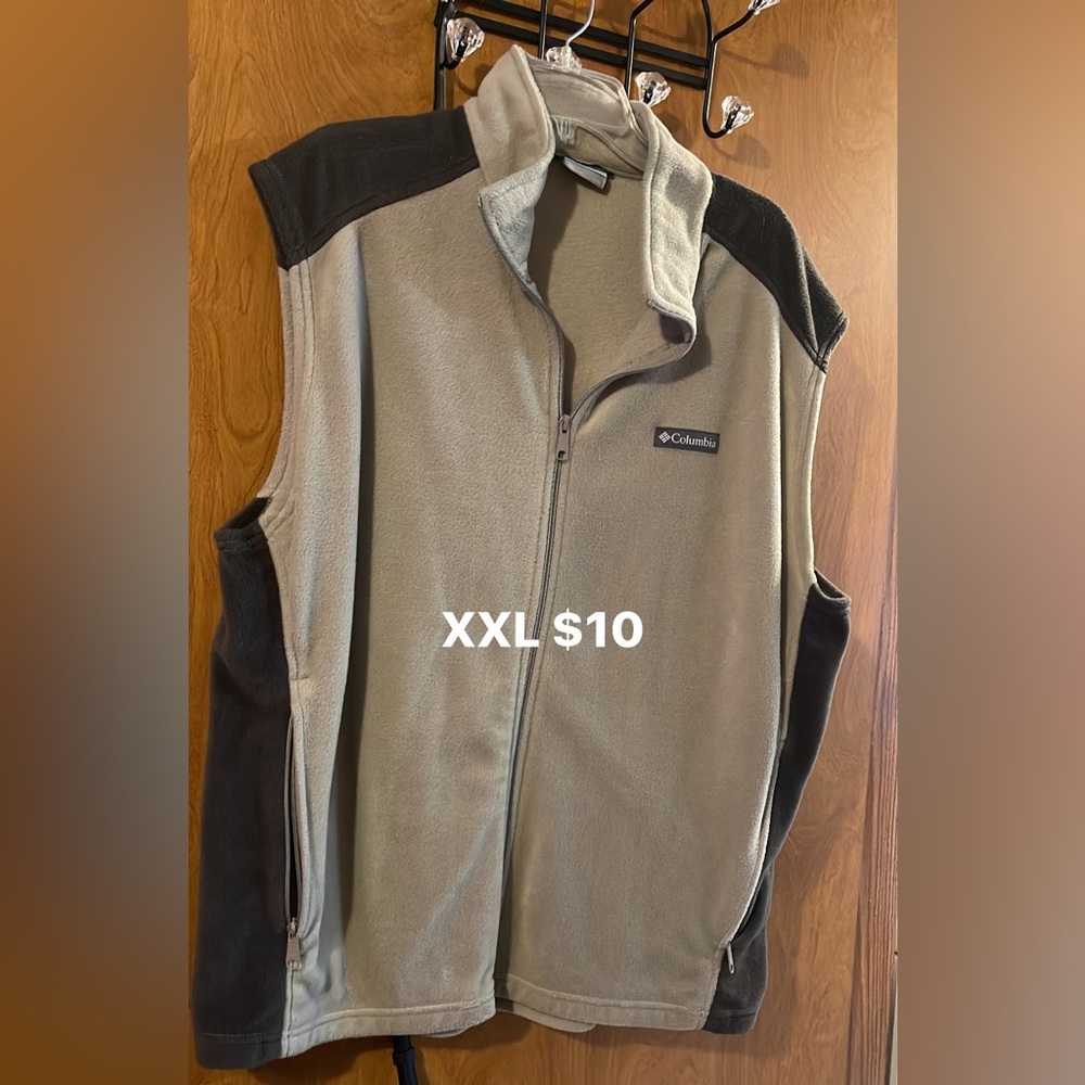 Men’s Columbia Vest